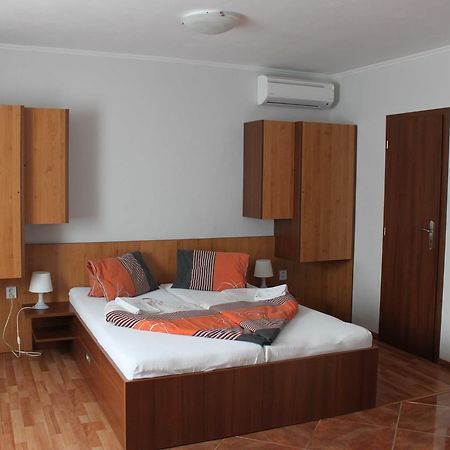 Privat Arcadia Apartment Podhájska Exterior photo