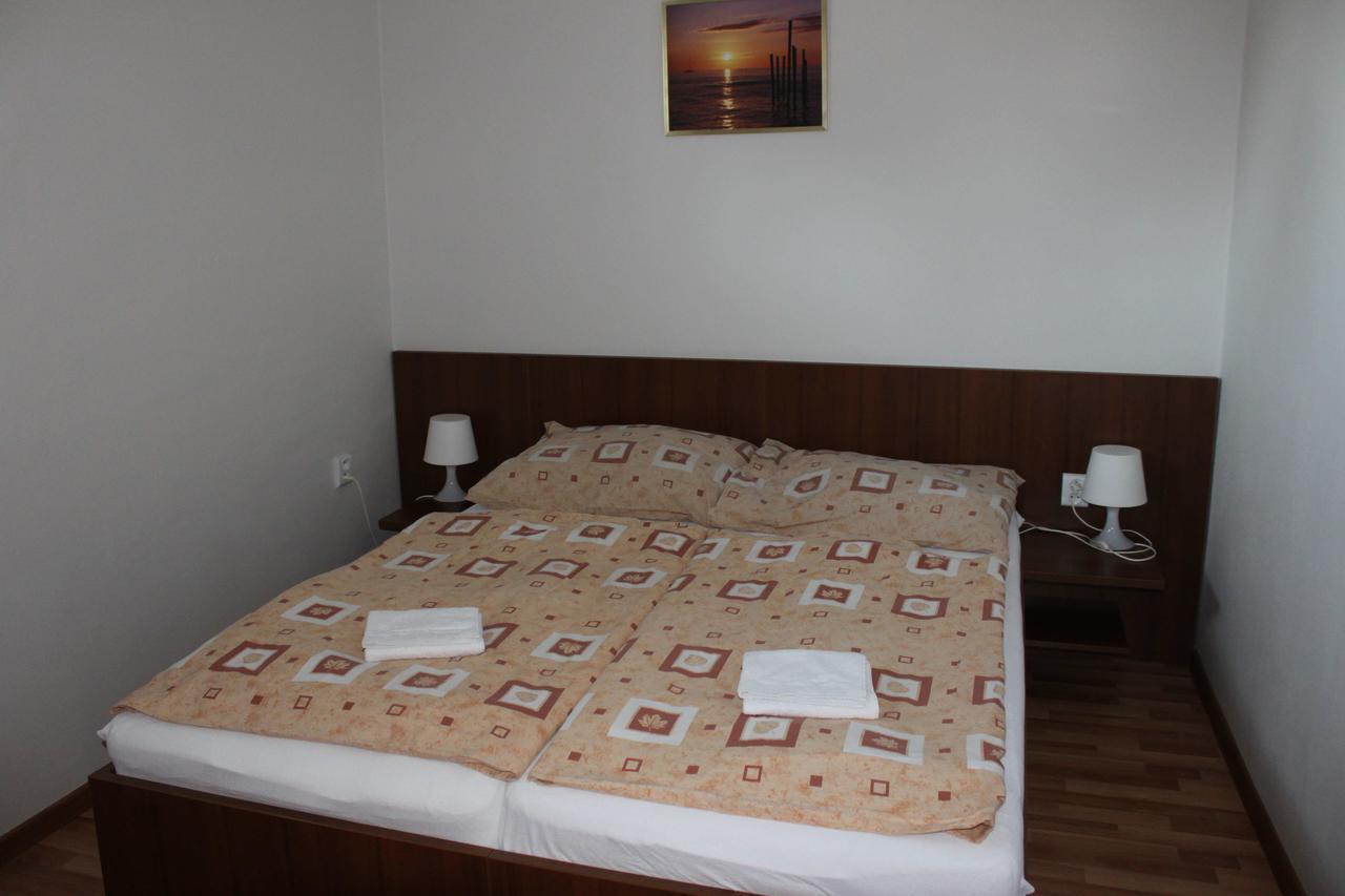 Privat Arcadia Apartment Podhájska Exterior photo
