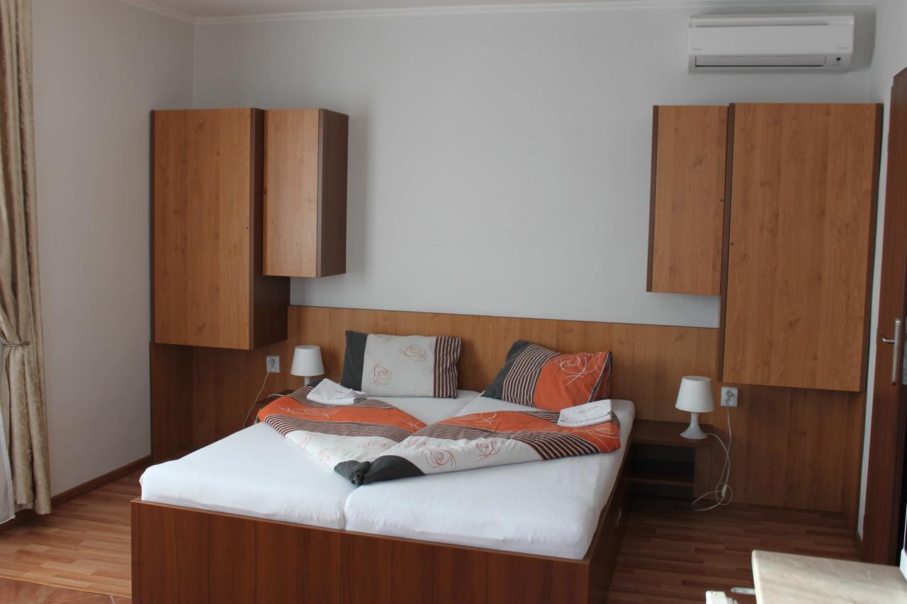 Privat Arcadia Apartment Podhájska Exterior photo