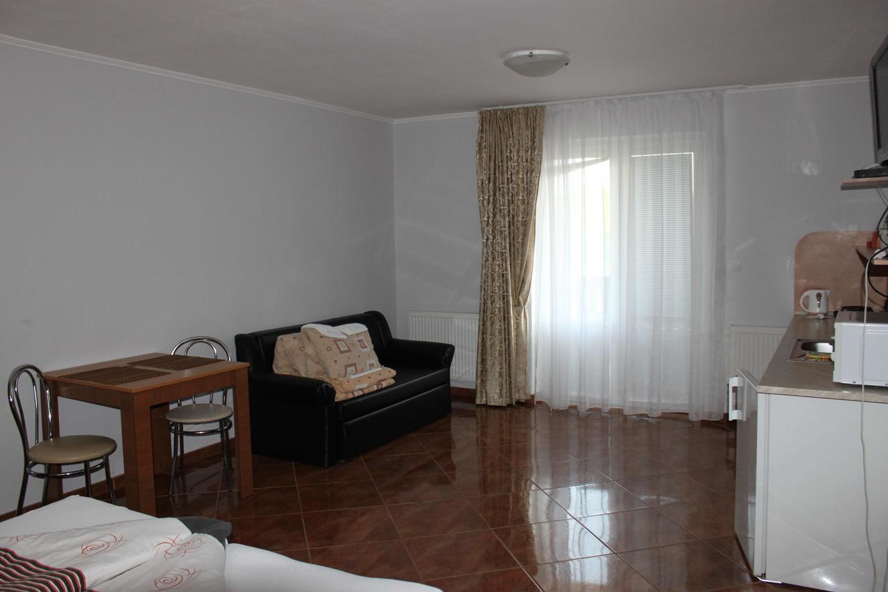 Privat Arcadia Apartment Podhájska Exterior photo